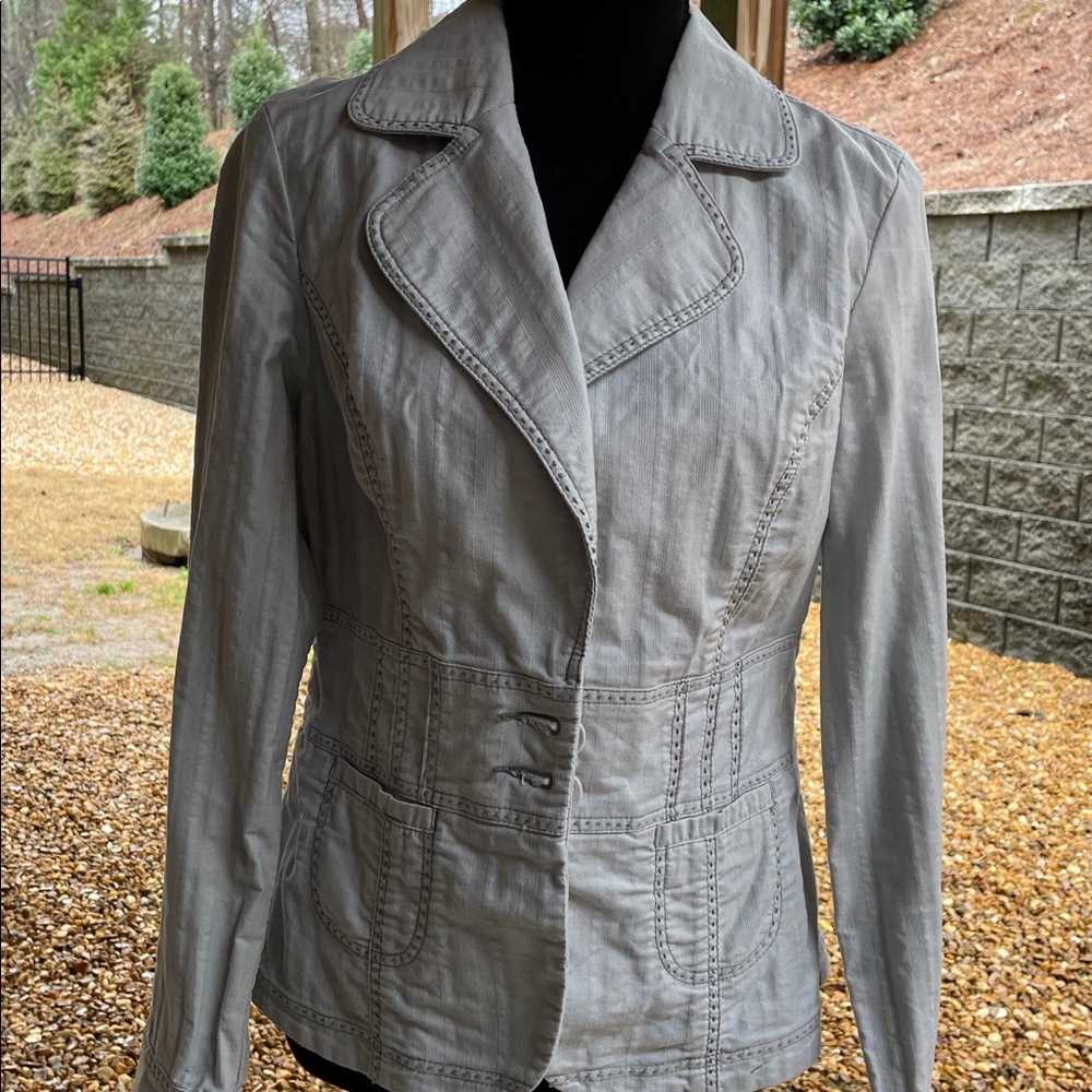 White House Black Market Fitted Blazer Jacket Size8 Light Blue-Gray Embellished - Picture 11 of 14